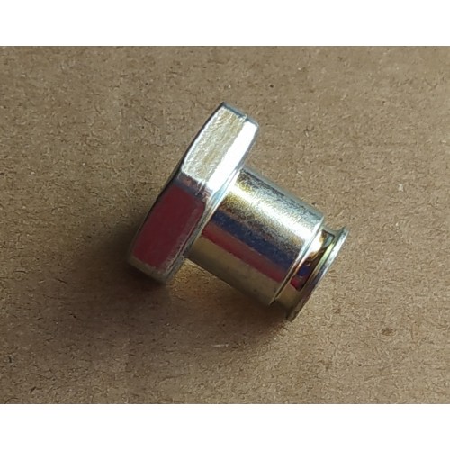 Nakrętka M8 0000-995-0803