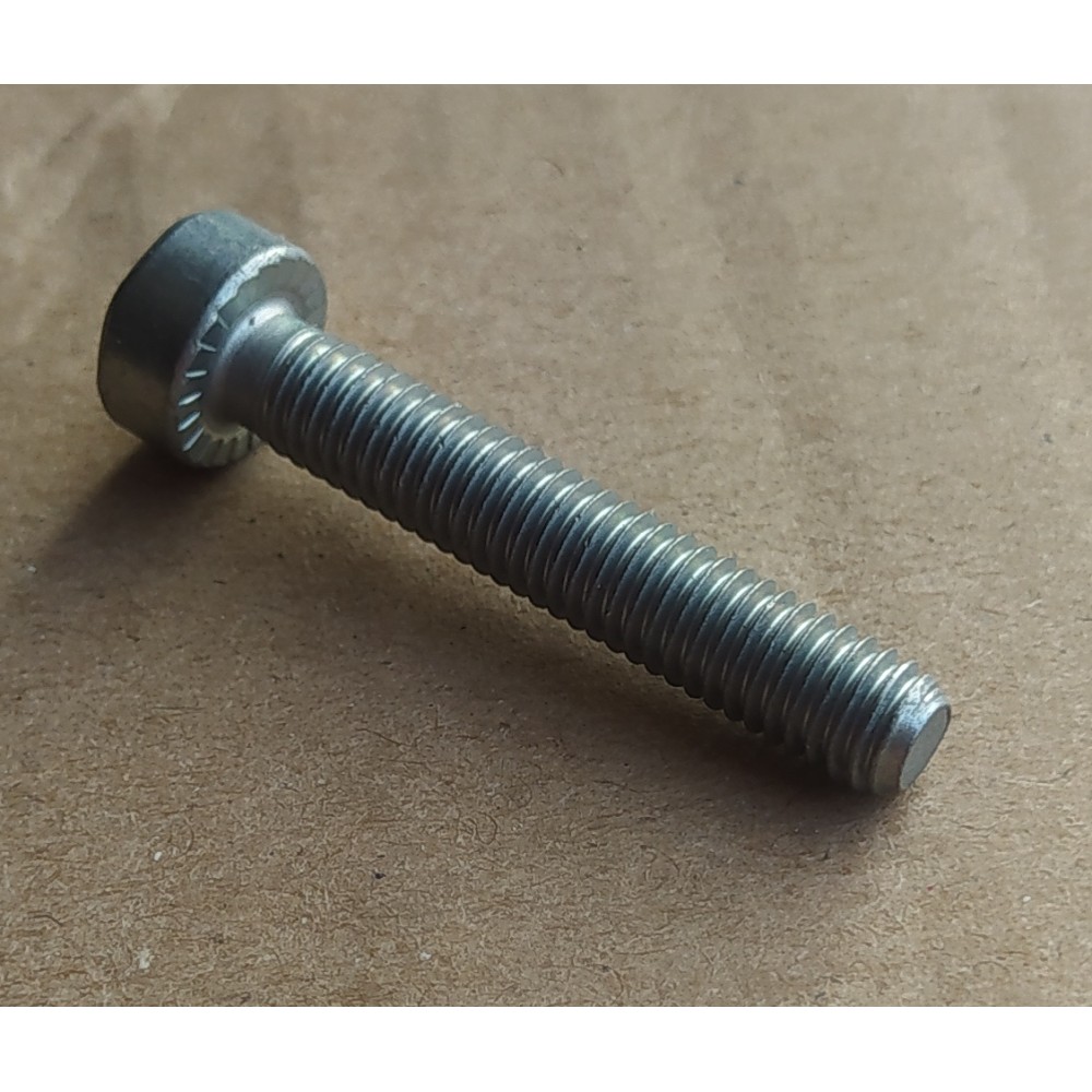 Śruba z łbem cylindrycznym IS-M6x35 9022-341-1380