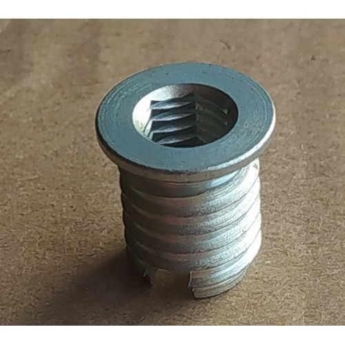 Wkład gwintowany M8x16,4 9799-003-0500