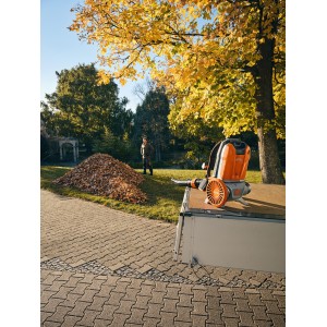 Dmuchawa STIHL BGA 300, bez akumulatora i ładowarki